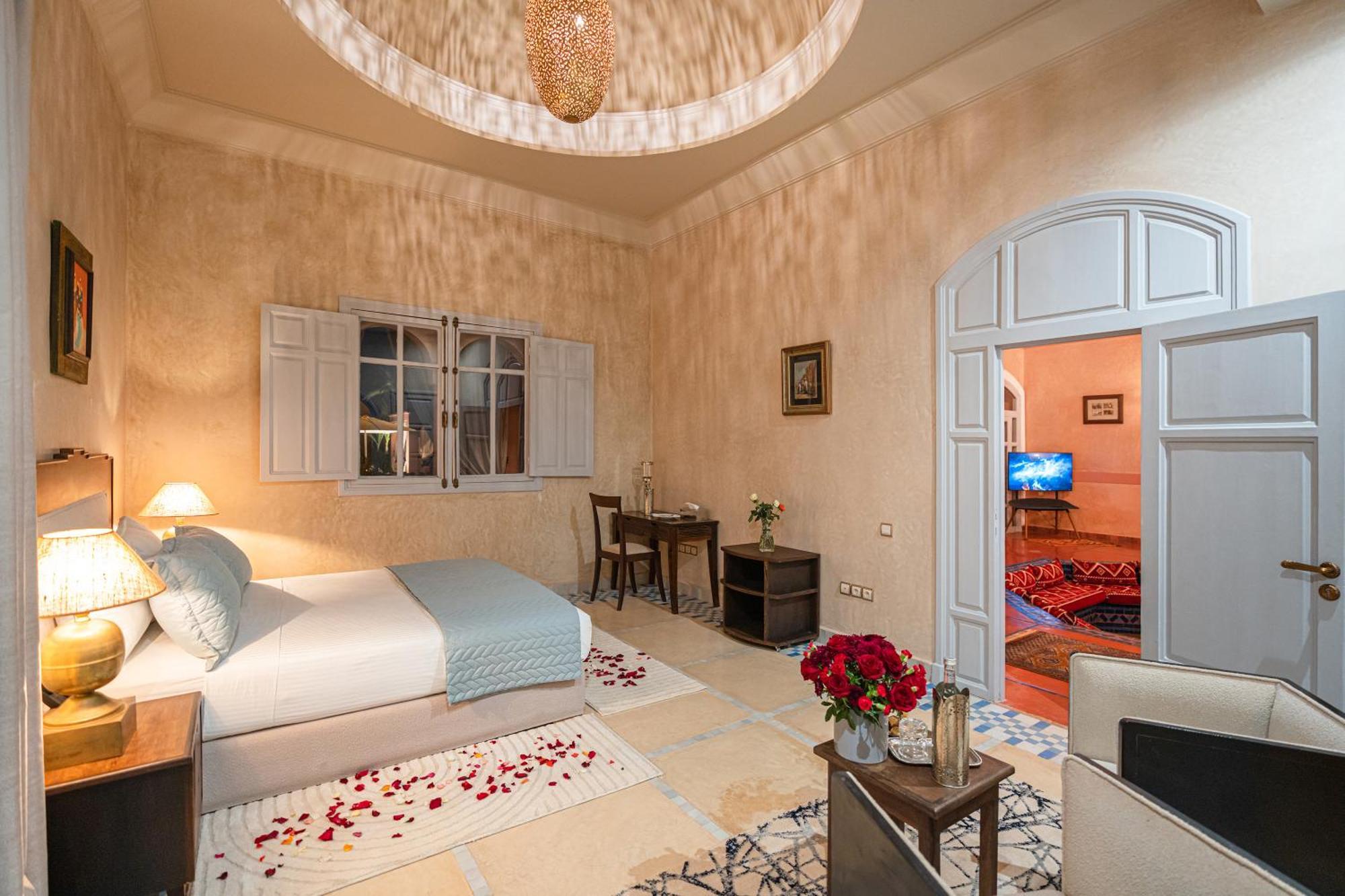 Palais Alcazar Otel Ouled Jelal Dış mekan fotoğraf